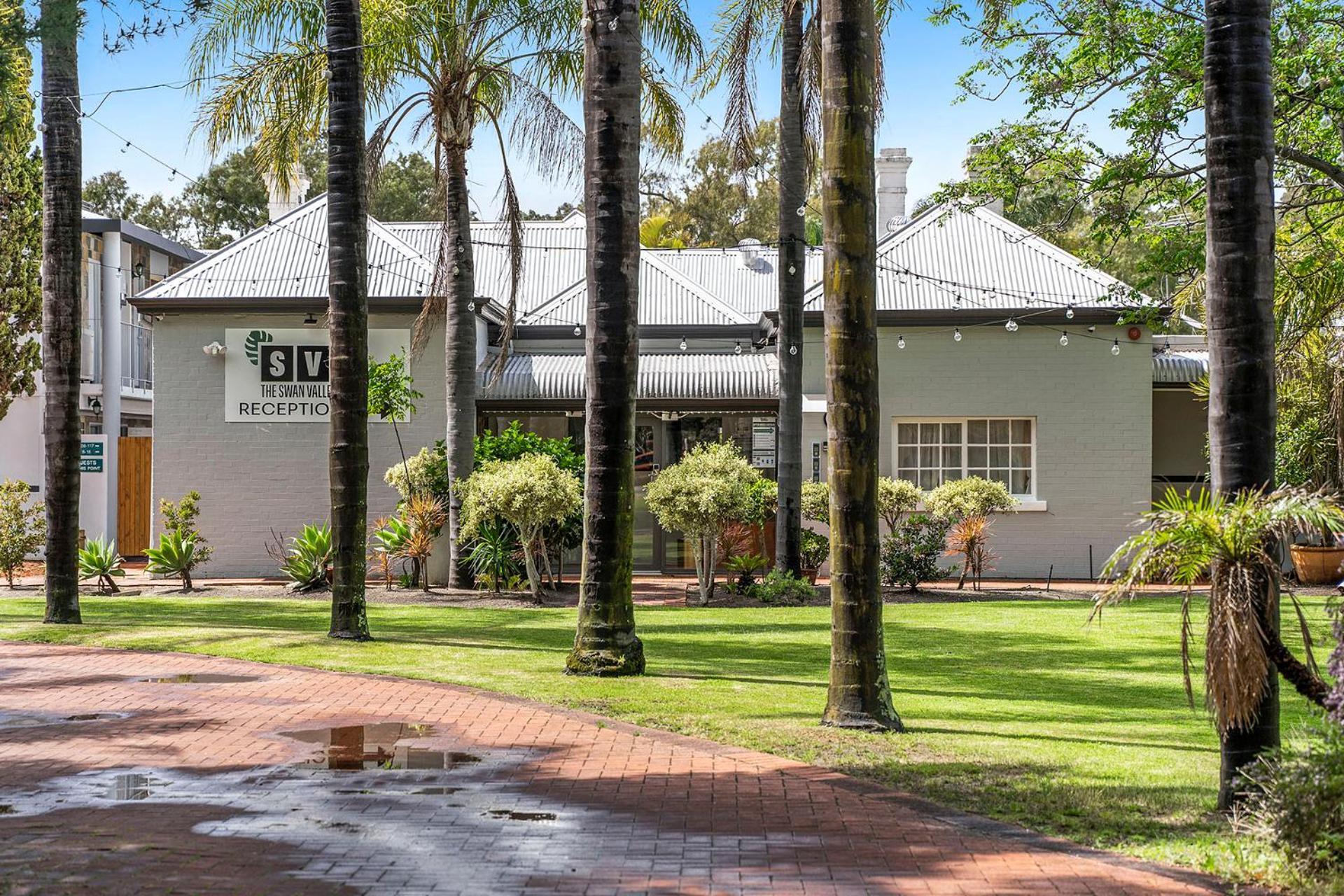 The Swan Valley Hotel Henley Brook Eksteriør billede